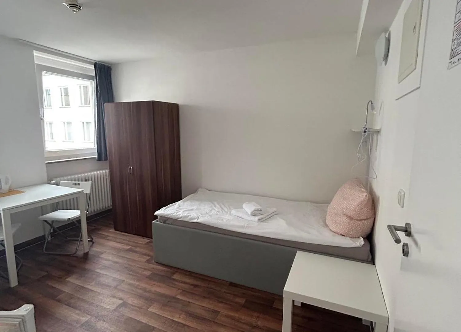 Low Budget Central Station Aparthostel Munich Apartment