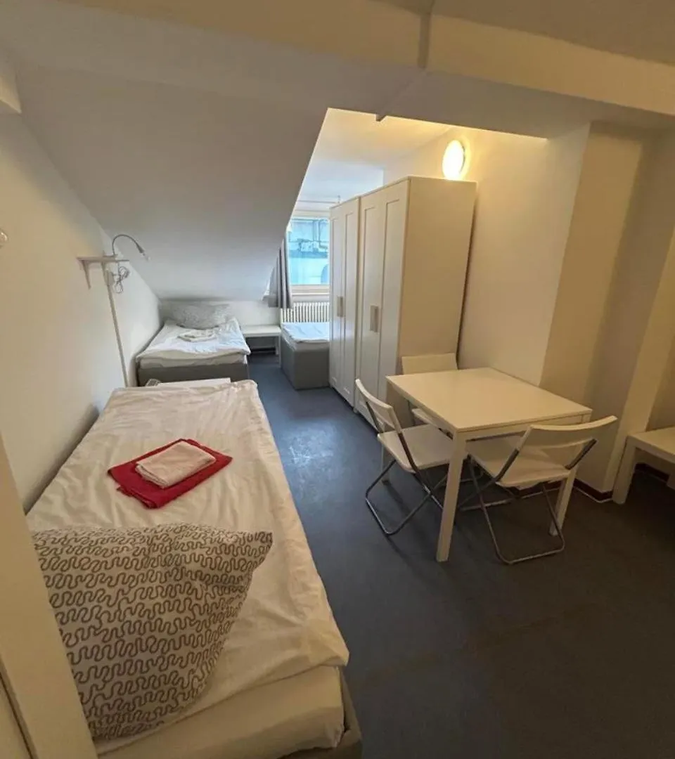 Low Budget Central Station Apartmenthostel Sen 14 Monaco di Baviera