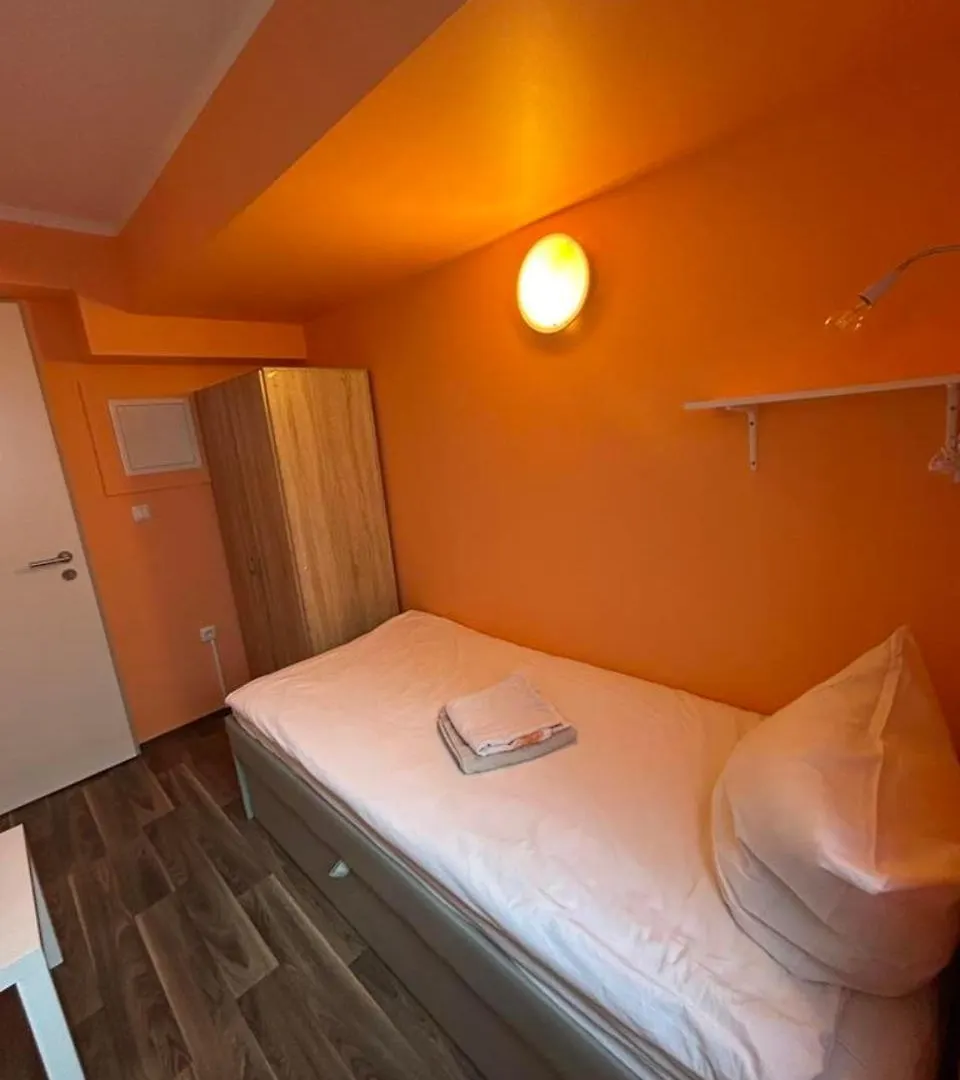 Low Budget Central Station Apartmenthostel Sen 14 Monaco di Baviera 0*,  Germania