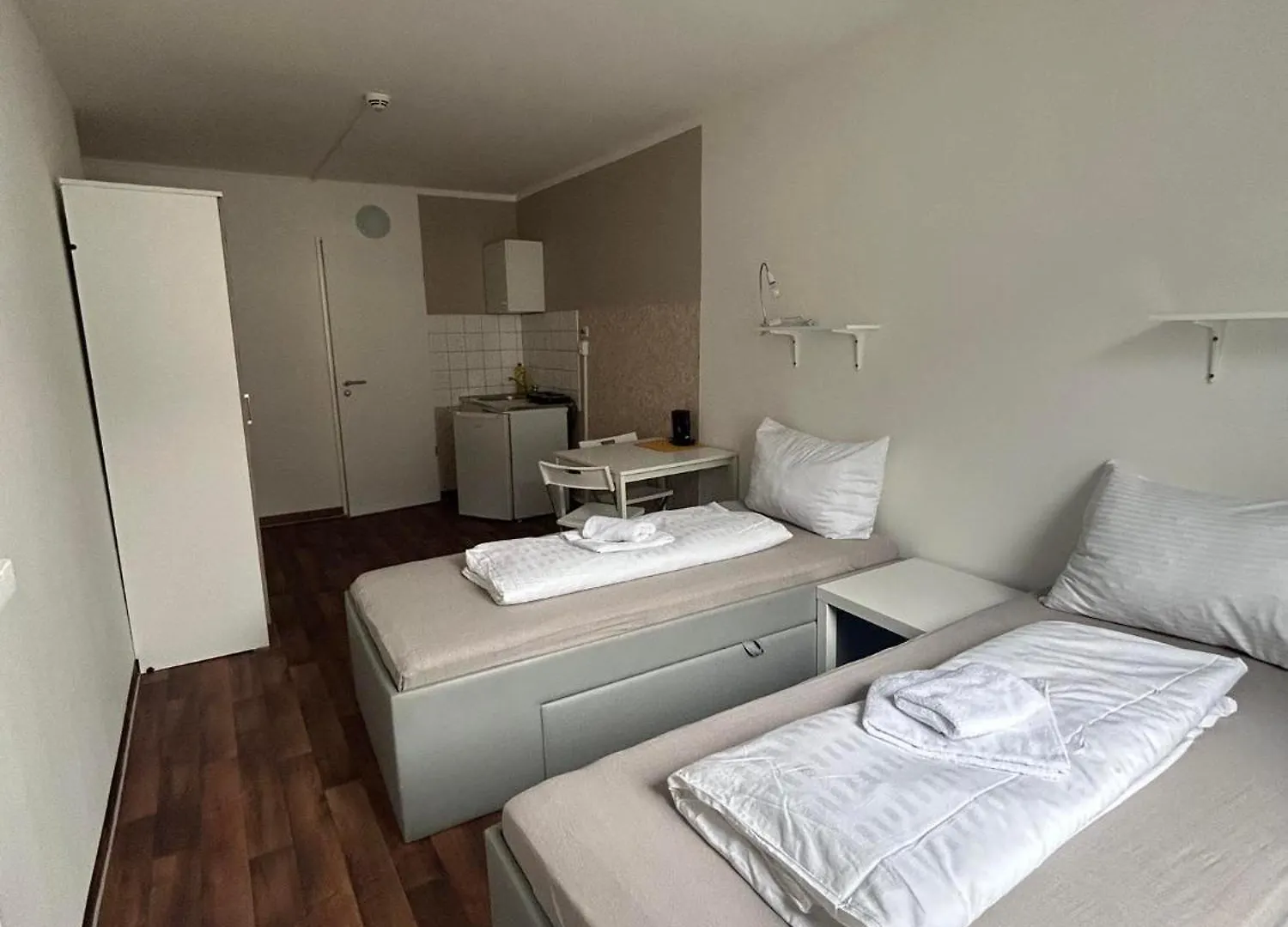 Low Budget Central Station Apartmenthostel Sen 14 Monaco di Baviera 0*,  Germania