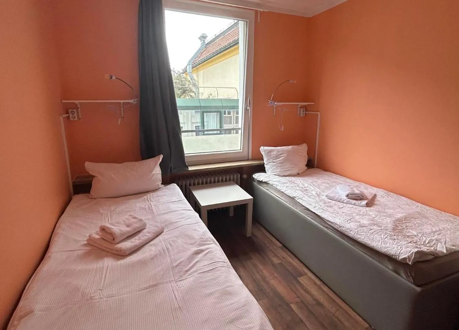 Apartment Low Budget Central Station Aparthostel Sen 14 Munich Germany